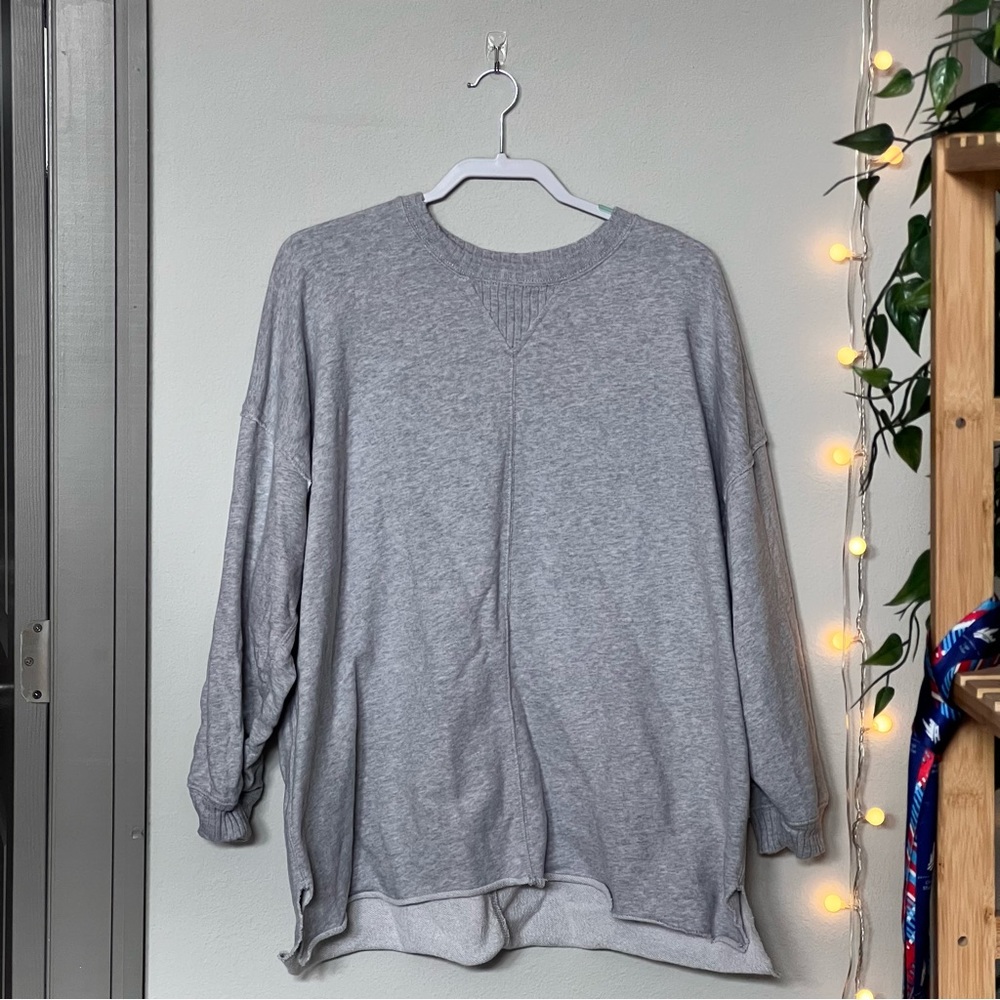 AERIE Light Gray Distressed Oversized Crewneck Sweatshirt - Size M